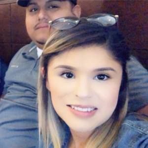 Meet your Posher, Mayra